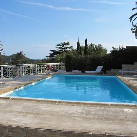 4 Chambres Vue Mer Et Piscine Dans Au Calme Sur Les Hauteur Saint-Raphaël