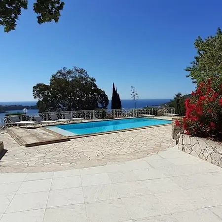 4 Chambres Vue Mer Et Piscine Dans Au Calme Sur Les Hauteur *