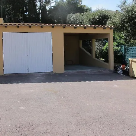 4 Chambres Vue Mer Et Piscine Dans Au Calme Sur Les Hauteur